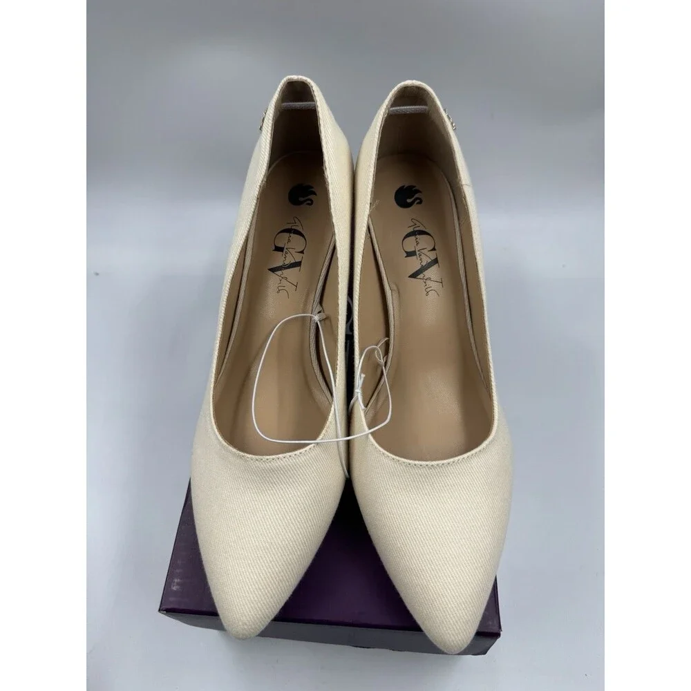 New Gloria Vanderbilt Women's Marilyn Pumps White Closed Toe Heels Sz 9 Shoes